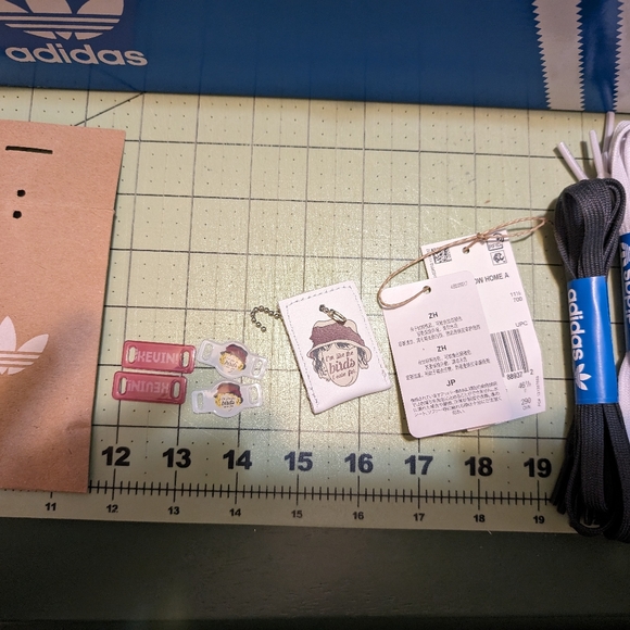 Adidas Forum Low Home Alone 2 Size 12, worn once! - Picture 8 of 8